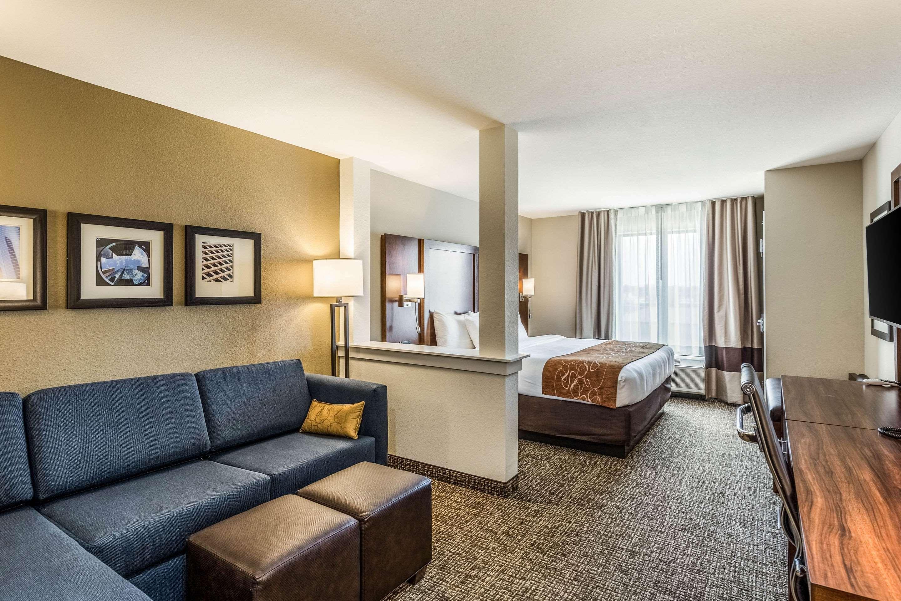 Comfort Suites Чаннелвью Экстерьер фото