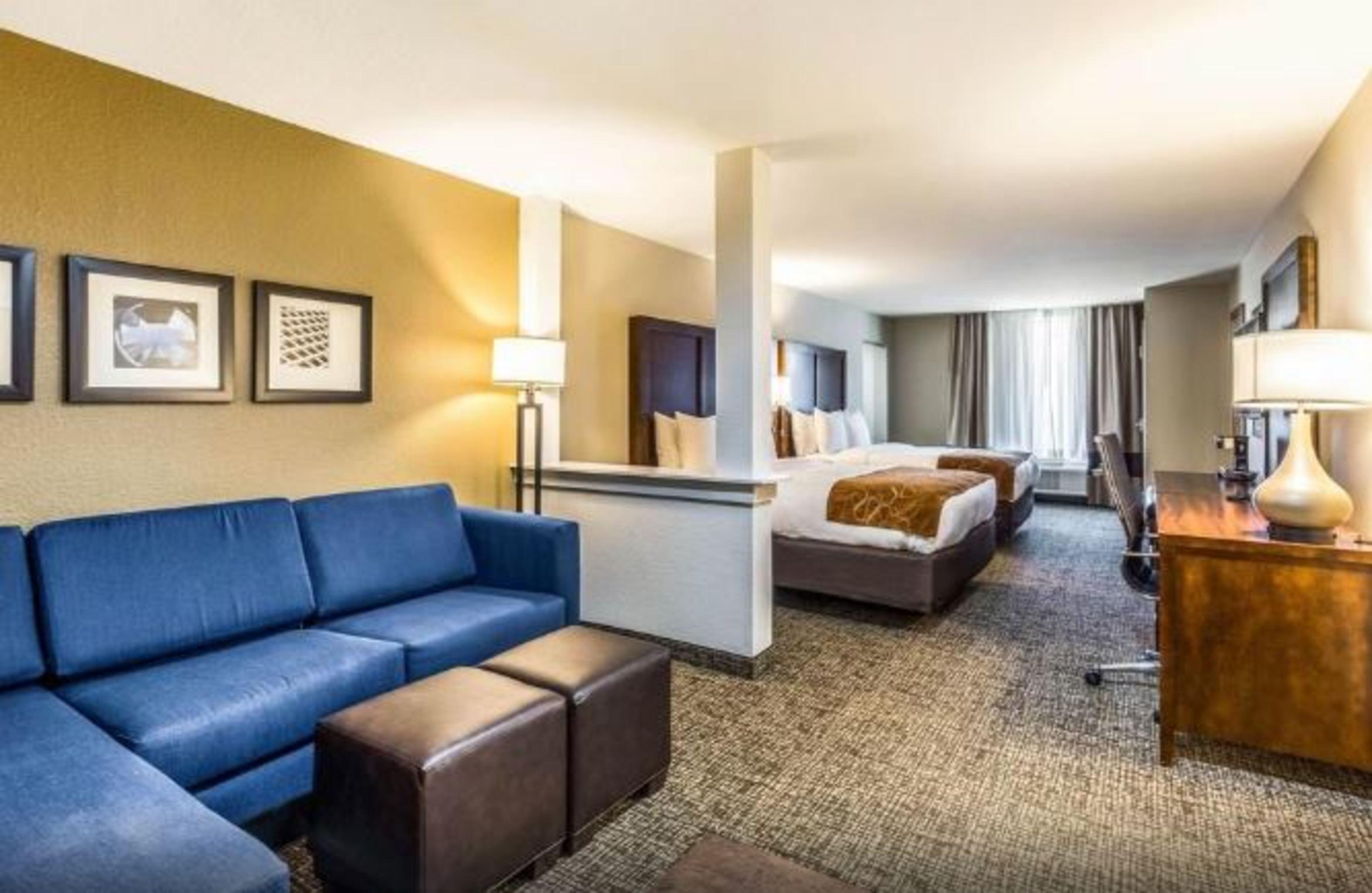 Comfort Suites Чаннелвью Экстерьер фото