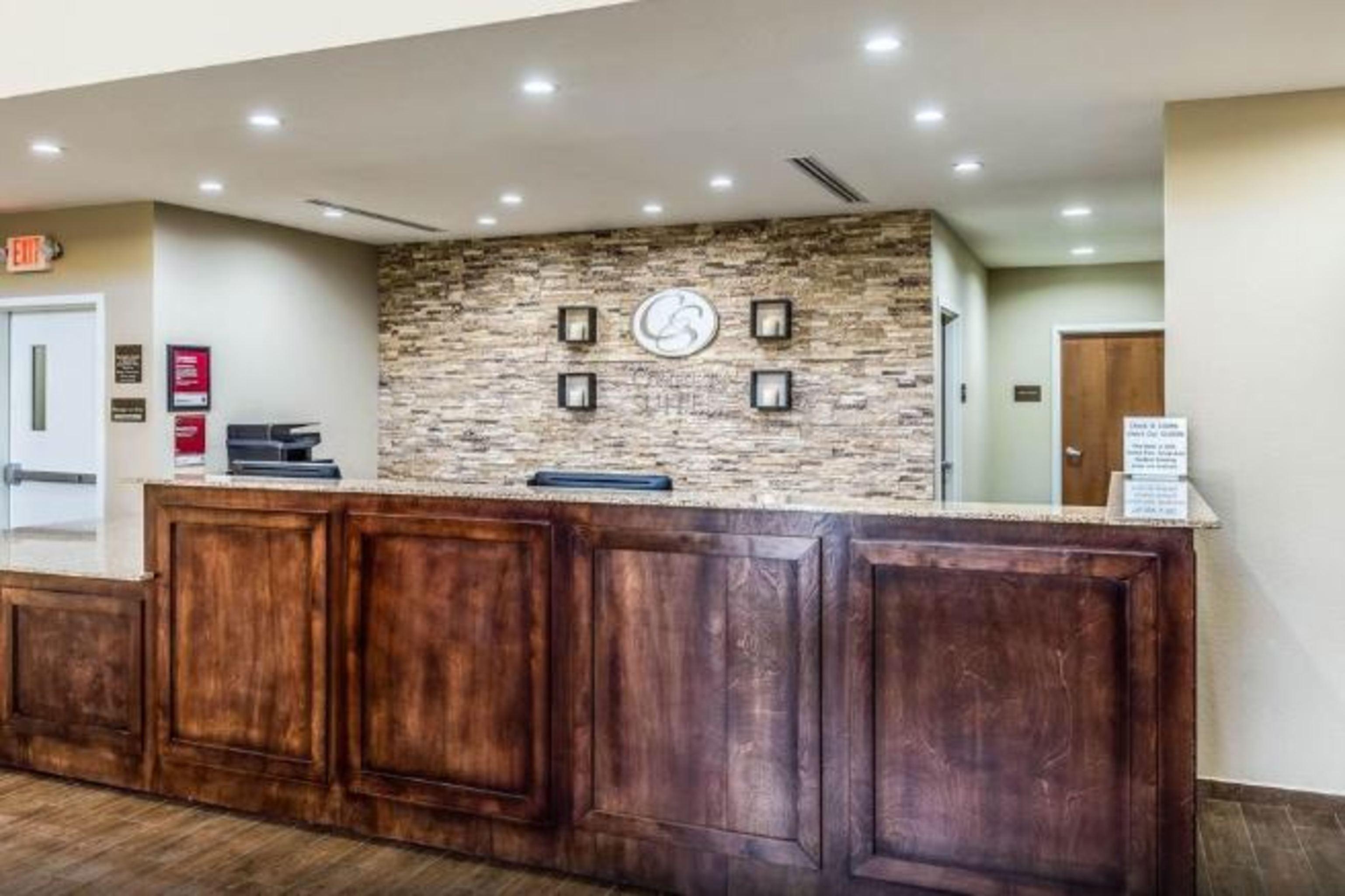 Comfort Suites Чаннелвью Экстерьер фото