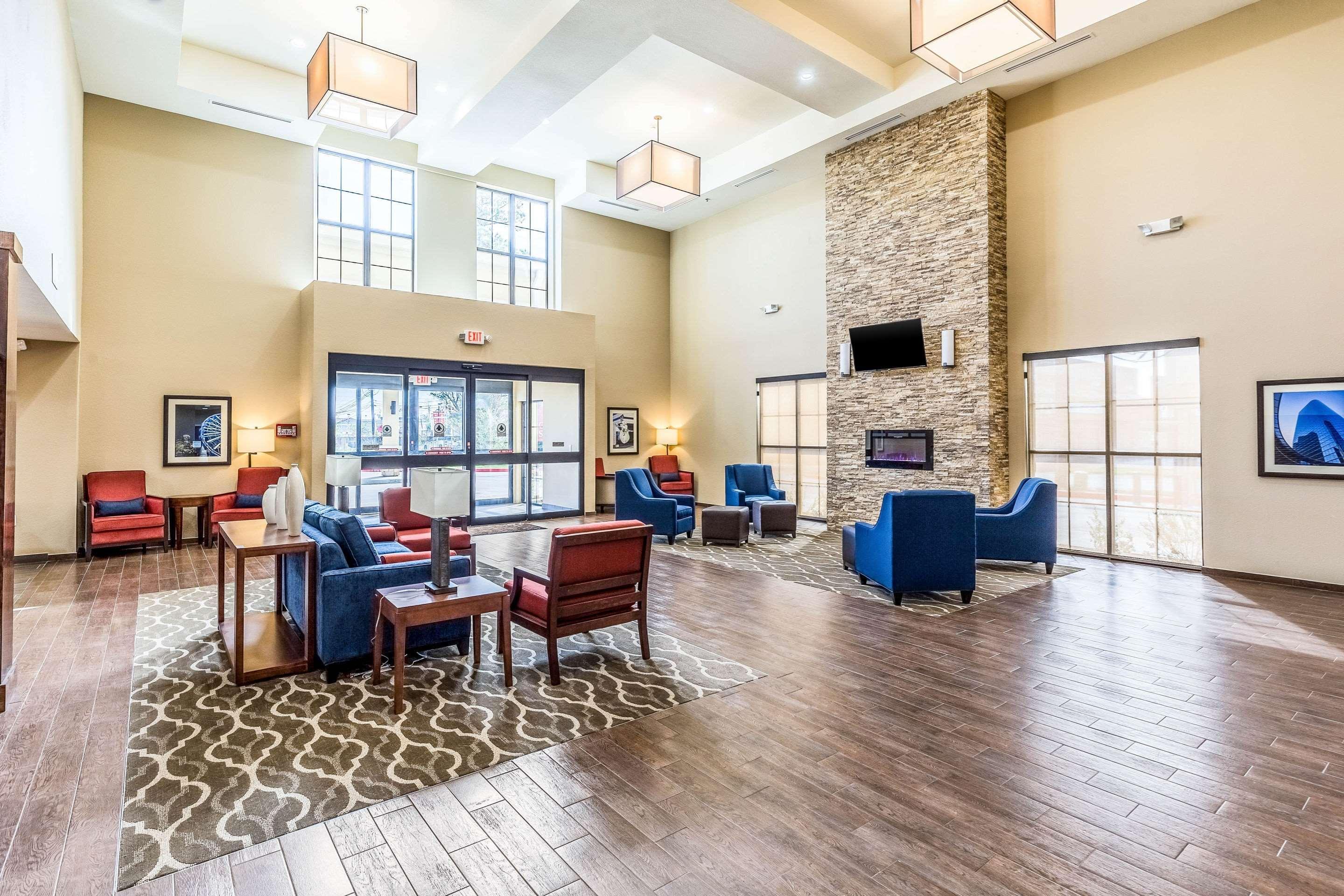 Comfort Suites Чаннелвью Экстерьер фото
